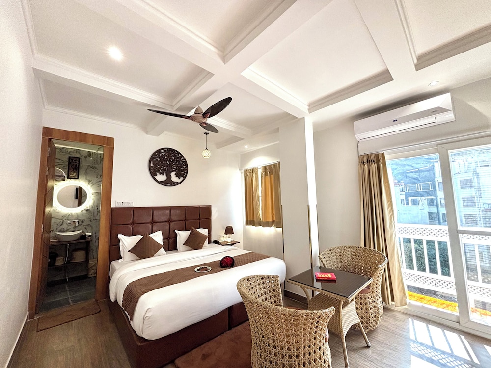 Check Inn Homes - Rishikesh