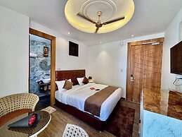 Check Inn Homes - Rishikesh