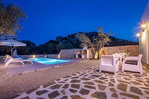 Villa Kalathos Dream White