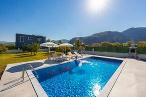 Villa Grand Yasar 2 in Ok Ular