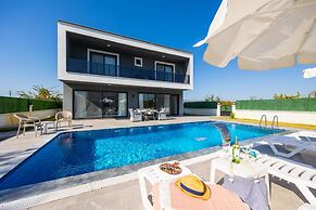 Villa Grand Yasar 3 in Ok Ular