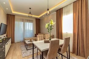 Luxury Apartments Queen