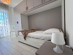 Casa Helios by Ca-sa Check
