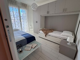 Casa Helios by Ca-sa Check