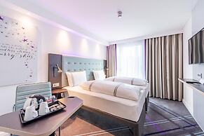 Premier Inn Stuttgart City Centre