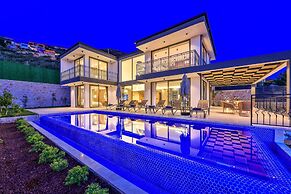Villa Etoo in Ye ilk y Mahallesi