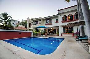 Marina Vallarta Casa Gallos