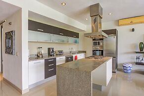 El Tigre Ibiza Condos