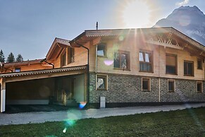 Apartment In Leutasch With Garden