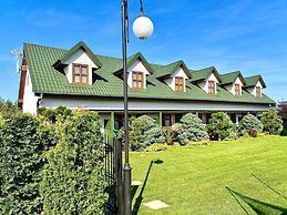 Holiday House With Terrace, Sarbinowo
