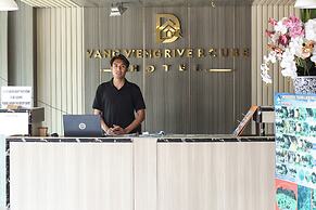Vang Vieng Rivercube Hotel