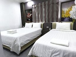 Vang Vieng Rivercube Hotel
