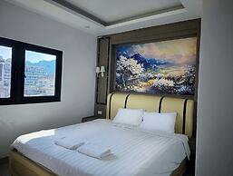 Vang Vieng Rivercube Hotel