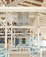 Laguava Resort