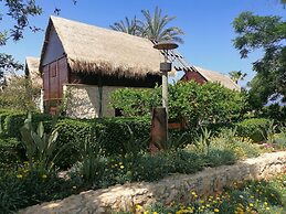 Laguava Resort