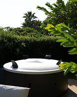 Laguava Resort