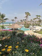 Laguava Resort