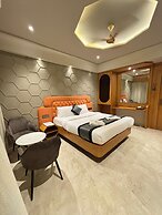 Hotel Regalia Suites