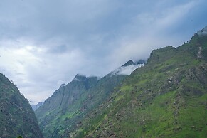 Deva's Retreat