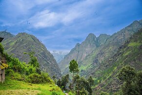 Deva's Retreat