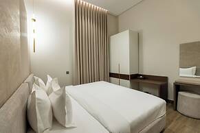 Liora Hotel