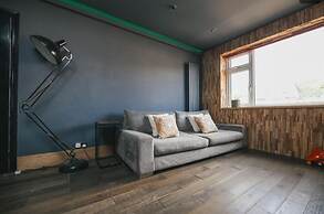 Frankys Place Residence in Leeds