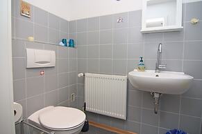 Ferienwohnung am Pruesssee in Guester