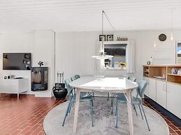 5 Star Holiday Home in Pandrup