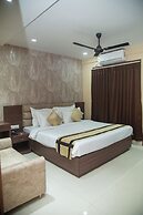PARK EASTERN HOTEL