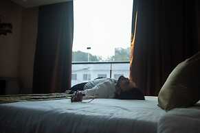 PARK EASTERN HOTEL