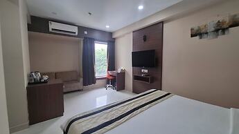 PARK EASTERN HOTEL