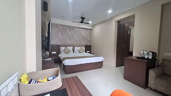 PARK EASTERN HOTEL
