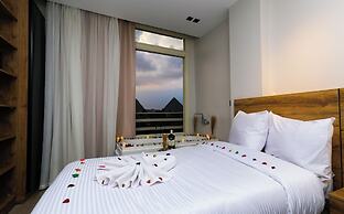 Rixosstower Pyramids View