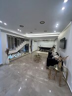 Rixosstower Pyramids View