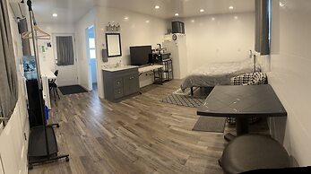 Chims Motel & Cabins