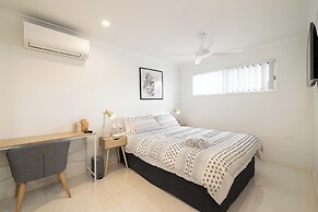 Smart Suites Self Check-in Apartments - 14A Freney