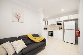 Smart Suites Self Check-in Apartments - 14A Freney