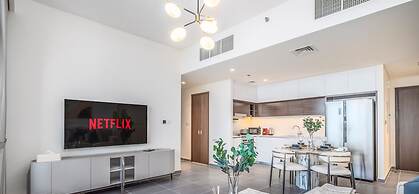 LUX  The Dubai Creek Edge Suite