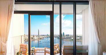 LUX  The Dubai Creek Edge Suite