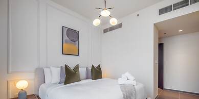 LUX  The Dubai Creek Edge Suite