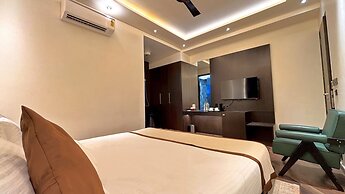 The Long D Hotel and Banquet