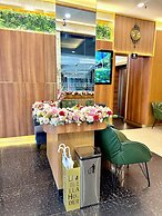 Central City Hotel at Chintatown