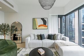 2BR High Floor Act I Act II T1