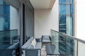2BR High Floor Act I Act II T1