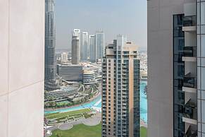 2BR High Floor Act I Act II T1