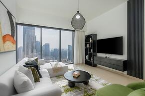 2BR High Floor Act I Act II T1