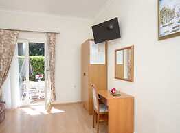 Apartments Božica