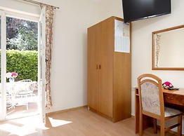 Apartments Božica