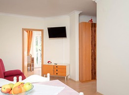 Apartments Božica