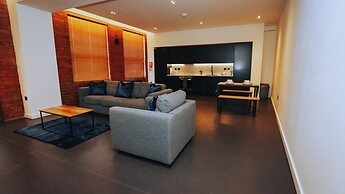The Nichols Building Spacious 3-bedroom Apartment